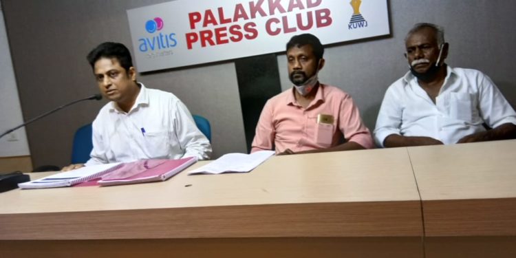 അനധികൃത നിര്‍മാണത്തിന് ഒത്താശ ചെയ്ത സെക്രട്ടറിയെ പ്രോസിക്യൂട്ട് ചെയ്യണം: വി . എസ്. ഷാനവാസ്