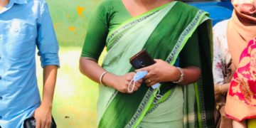 അട്ടപ്പാടിയിലെ നിർധനർക്ക് ഭക്ഷ്യവിഭവ കിറ്റും പഠനോപകരണങ്ങളും നൽകി
