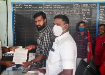 കെ എസ് ആര് ടി സിയില് പണിമുടക്ക് നോട്ടീസ് നല്കി