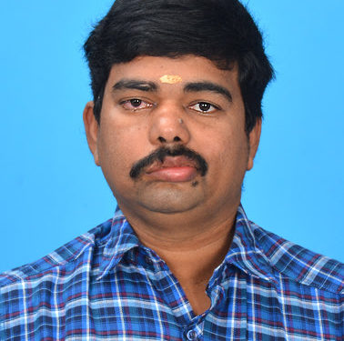 സംസ്ഥാനത്തെ  മികച്ച ഭിന്നശേഷിക്കാരനായ ഉദ്യോഗസ്ഥനുള്ള അവാർഡ് അജേഷിന്