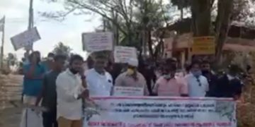 ലോറി ഓണേഴ്സ് & ഡ്രൈവേർസ് സംയുക്ത സംഘടന ബ്രോക്കർ ഓഫീസിലേക്ക് മാർച്ച് നടത്തി