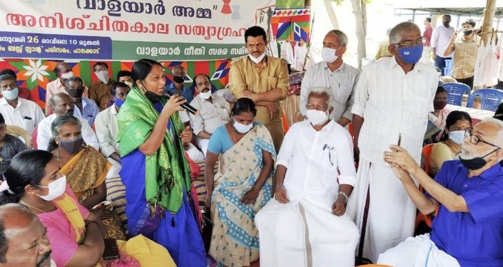 വാളയാർ: സത്യാഗ്രഹം ശക്തമാക്കുന്നു.