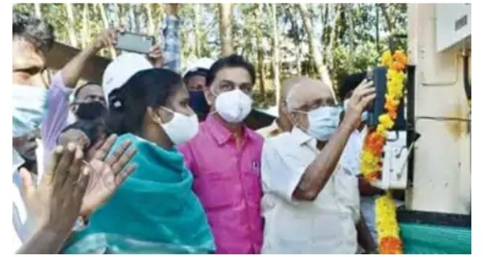 മംഗലംഡാമിൽനിന്ന് ചെളിനീക്കൽ തുടങ്ങി