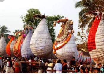 ചി​ന​ക്ക​ത്തൂ​രി​ൽ പൂ​ര​ത്തി​ന്  തുടക്കമായി