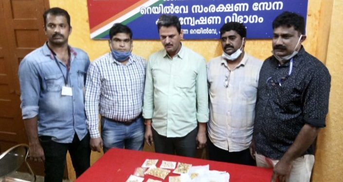 ഒലവക്കോട് ട്രെയിനിൽ നിന്നും ഒന്നര കിലോ സ്വർണ്ണം പിടികൂടി.