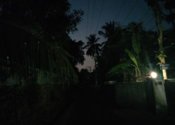 തെരുവുവിളക്കുകൾ കത്തുന്നില്ല