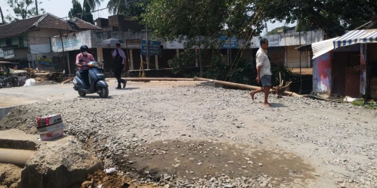 ഒലവക്കോട് ജംഗ്ഷൻ – റെയിൽവേ സ്റ്റേഷൻ റോഡ് ഗതാഗതത്തിനു തുറന്നു കൊടുത്തു