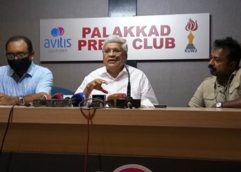 മോദി പാലക്കാട് വന്ന് പറഞ്ഞ കാര്യങ്ങൾ സത്യവിരുദ്ധം – പ്രകാശ് കാരാട്ട്.