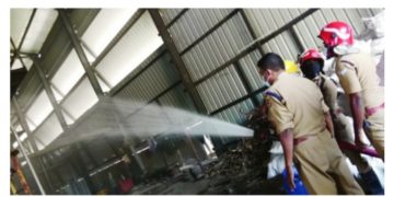കഞ്ചിക്കോട്‌ സോപ്പ്‌ കമ്പനിക്ക്‌ തീ പിടിച്ച്‌ വൻ നഷ്ടം