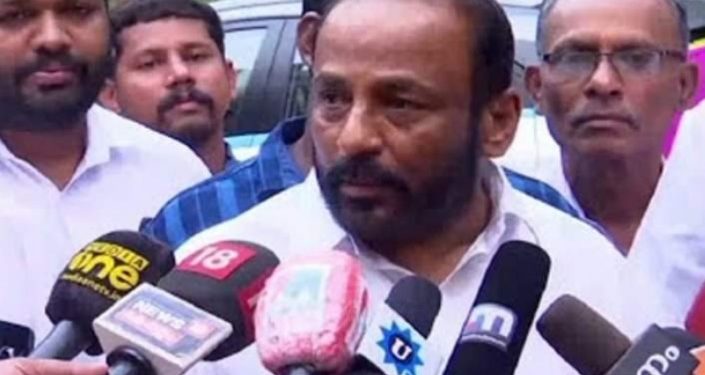 നിലപാട് കടുപ്പിച്ച് എ വി ​ഗോപിനാഥ്;  ‘പാർട്ടി പുന:സംഘടന മാത്രമാണ് പരിഹാരം’