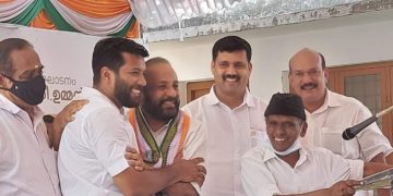 പാലക്കാട്ടെ തെരഞ്ഞെടുപ്പ് പ്രവർത്തനത്തിന് എവി ഗോപിനാഥ്
