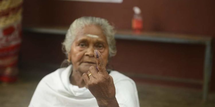 ജില്ലയിൽ വൈകീട്ട് 5.50 പിന്നിടുമ്പോഴുള്ള പോളിംഗ് ശതമാനം 73.69