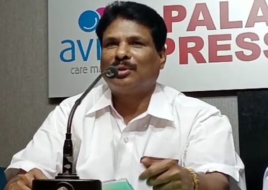 കോൺഗ്രസ്സ് വിട്ടു പോവുന്നവർക്ക് ഒടുവിൽ നിരാശയാവും ഫലമെന്ന് ഐ.എൻ.ടി.യു.സി