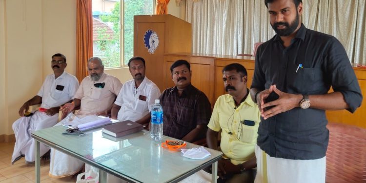 കെ.എസ്.ആർ.ടി.സി.യെ സർക്കാർ ഡിപ്പാർട്ട്മെൻറാക്കി സംരക്ഷിക്കണം :