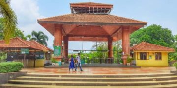തിരക്കൊഴിഞ്ഞ് മലമ്പുഴ കച്ചവടക്കാരും സന്ദർശകരും വലയുന്നു