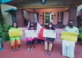 വാക്സിൻ നിഷേധിക്കുന്ന കേന്ദ്ര സർക്കാർ നിലപാടിനെതിരെയുള്ള LDF വീട്ടുമുറ്റ സത്യാഗ്രഹം
