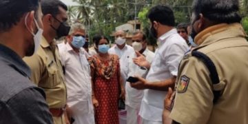 പനയമ്പാടത്തെ അപകട വളവ് : അടിയന്തിര നടപടികൾ സ്വീകരിക്കണമെന്ന് ശ്രീകണ്ഠൻ എംപി