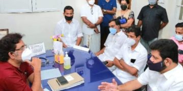 ഷൊർണൂർ റെയിൽവേ ആശുപത്രിയെ തരംതാഴ്ത്താൻ അനുവധിക്കില്ല : എം.പി