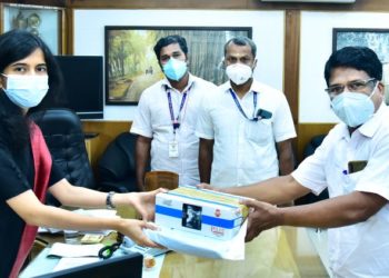 എംപ്ലോയിസ് സഹകരണ സംഘം കോവിഡ് പ്രതിരോധ ഉപകരണങ്ങൾ നൽകി