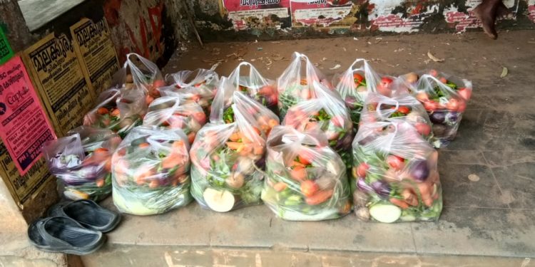 നിരോധിത പ്ലാസ്റ്റിക്ക് കാരിബാഗുകൾ സുലഭം.