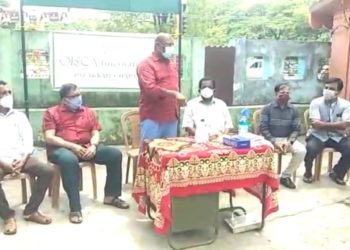 ആവി പിടിക്കാനും സാനിറ്റൈസ് ചെയ്യുവാനും പോലീസുകാർക്ക് സൗകര്യമൊരുക്കി.