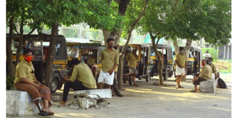 പ്രതിസന്ധിയിലായി ഓട്ടോ ഡ്രൈവർമാർ