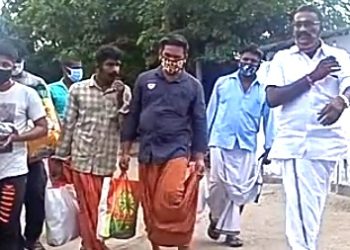 കോവിഡ് രോഗികൾക്ക് ഭക്ഷണവും പലവ്യഞ്ജന കിറ്റും നൽകി കൗൺസിലർ