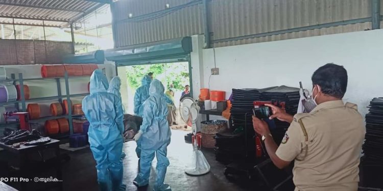 ടയര്‍ കമ്പനിയിൽ മരിച്ചനിലയില്‍ കാണപ്പെട്ടു