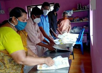 ആരും വിശന്നിരിക്കരുത്: കമ്മ്യൂണിറ്റി കിച്ചൺ ആരംഭിച്ച് പുതുക്കോട് ഗ്രാമ പഞ്ചായത്ത്‌