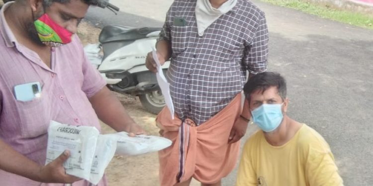 മാസ്കു് വിതരണം ചെയ്തു.