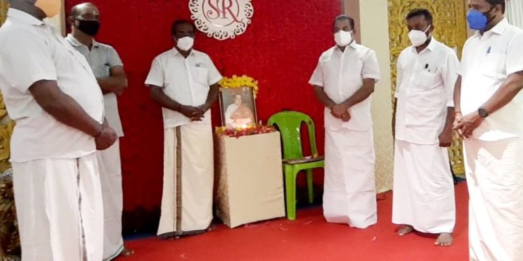 ഓണറേറിയം ജീവകാരുണ്യ പ്രവർത്തനങ്ങൾക്ക് നൽകി പഞ്ചായത്ത് മെമ്പർ ഷഫീന നജീബ്