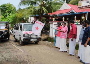 സ്നേഹവണ്ടികൾ പി. പി. സുമോദ് എം. എൽ.എ ഉദ്ഘാടനം ചെയ്തു.