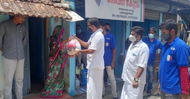 കോവിഡ് ബാധിത കുടുംബങ്ങൾക്ക് കൈത്താങ്ങായി 32-ാം വാർഡിൽ സേവനവണ്ടി