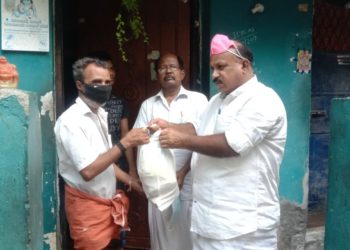 ഭക്ഷൃധാന്യ കിറ്റ് നൽകി
