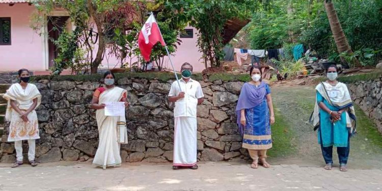 തുന്നൽ കടകൾ തുറക്കാൻ അനുമതി വേണം