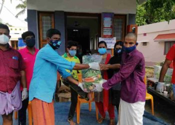 പ്രിയദർശിനി ക്ലബ്ബിൻ്റെ സാന്ത്വനം; പച്ചക്കറി കിറ്റുകൾ വിതരണം ചെയ്തു