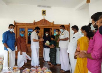 ലോക്ക്ഡൗൺ സഹായമായി പച്ചക്കറി കിറ്റ് വിതരണം