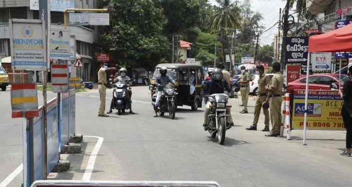 നിയന്ത്രണം കടുപ്പിച്ച് പോലീസ്