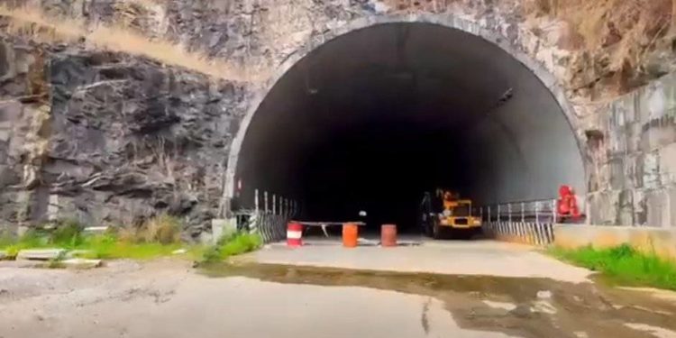 കുതിരാൻ   തുരങ്കം തുറക്കും  : മന്ത്രി മുഹമ്മദ് റിയാസ്