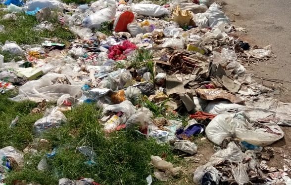 മഴക്കാല പൂർവ്വ ശുചീകരണം എങ്ങുമെത്തിയില്ല, നഗരത്തിൽ മാലിന്യ കൂമ്പാരം