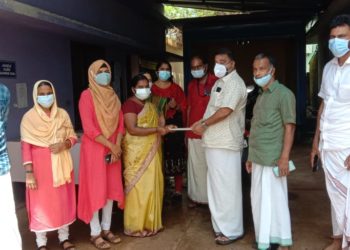 കമ്മ്യൂണിറ്റി കിച്ചണിലേക്ക്  ഭക്ഷണചിലവ് നൽകി.