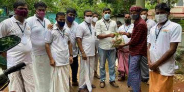 പുതുക്കോട് യൂത്ത് കോൺഗ്രസ്‌ പച്ചക്കറി കിറ്റ് വിതരണം ചെയ്തു