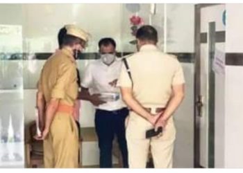 വ്യാജ  കോവിഡ്സർട്ടിഫിക്കറ്റ് നൽകി അരക്കോടി തട്ടി: ലാബ് ഉടമ അറസ്റ്റിൽ