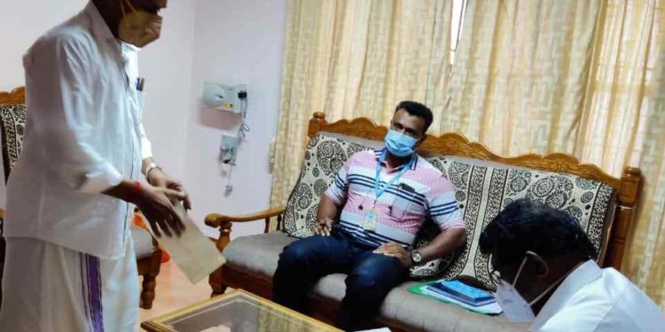 കേരള ടാക്സി ഡ്രൈവേഴ്സ് ഓർഗനൈസേഷൻ   ഗതാഗത മന്ത്രിക്ക്  നിവേദനം സമർപ്പിച്ചു. ﻿