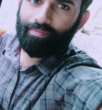 മേപ്പറമ്പിൽ പശുവിനെ ഇടിച്ച് ബൈക്ക് മറിഞ്ഞ് യുവാവ് മരിച്ചു