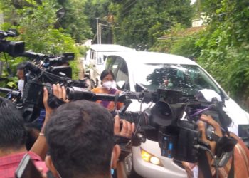നെന്മാറ സംഭവം വനിതാ കമ്മീഷൻ മൊഴിയെടുത്തു, ചുരുളുകൾ അഴിയുമെന്ന പ്രതീക്ഷയോടെ മാധ്യമ പട