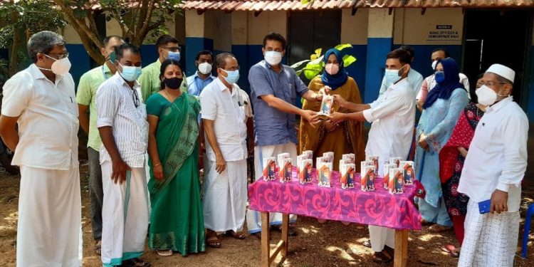 ഓൺലൈൻ പഠനത്തിന് സ്മാർട്ട് ചലഞ്ചുമായി കോട്ടോപ്പാടം ഹൈസ്കൂൾ