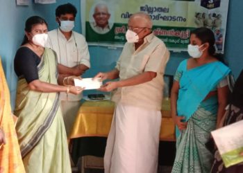 വാക്സിൻ ചലഞ്ചിലേക്ക് സംഭാവന നൽകി.