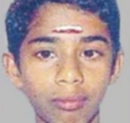 കോവിഡ് ബാധിതനായ യുവാവ് മരിച്ച നിലയിൽ