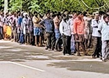 റെക്കോഡ് സൃഷ്ടിച്ച് തേങ്കുറുശി   ഔട്ട്‍ലെറ്റ്